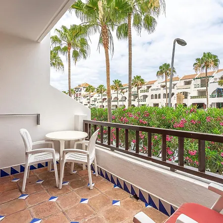 As De Casas - Studio On The Golden Mile